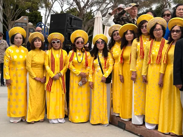Garden Grove California Orange County Vietnamese Community Keeping Neighborhood Demand High